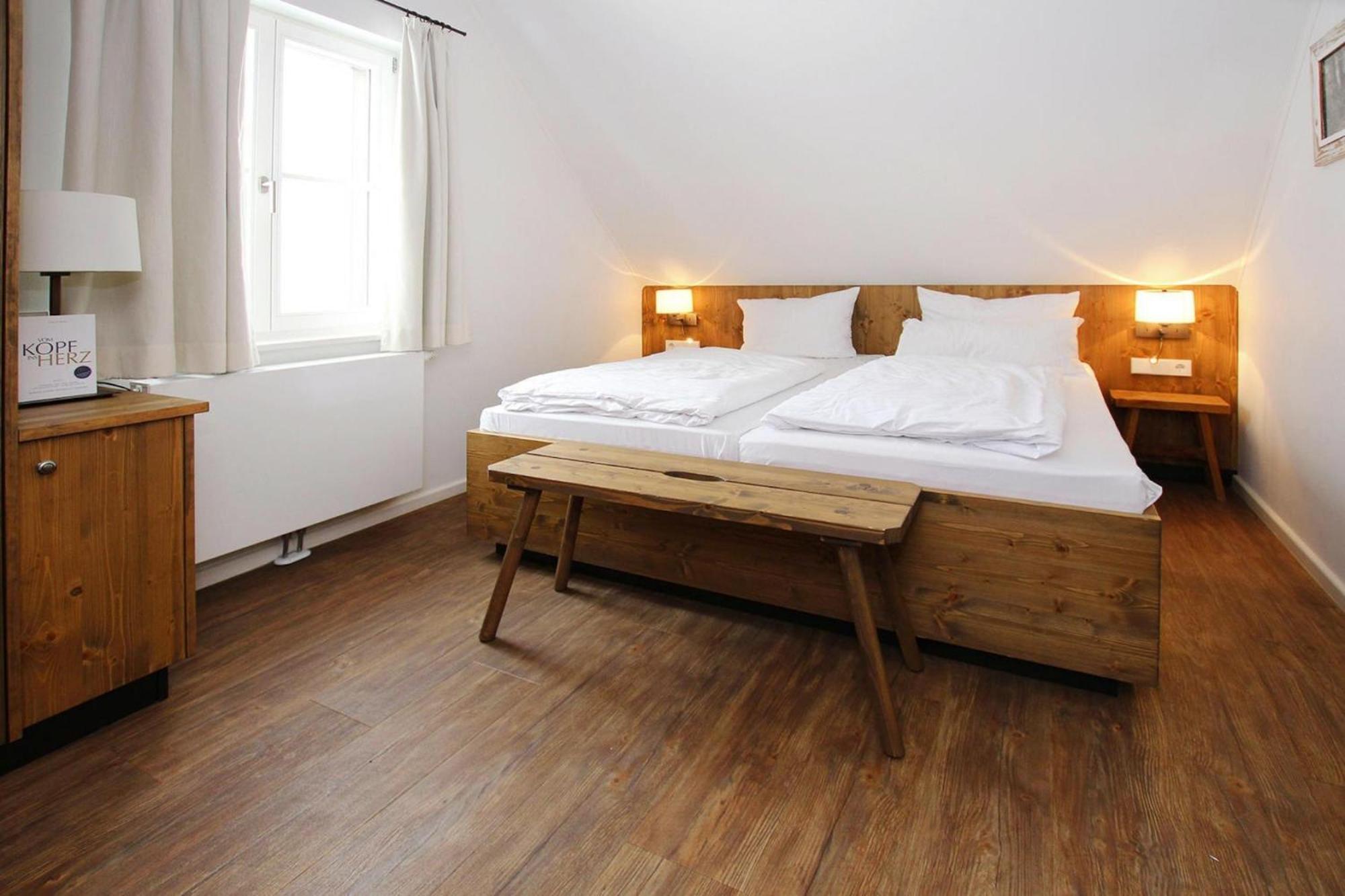 Semi Detached Houses Turf House Torfhaus ภายนอก รูปภาพ